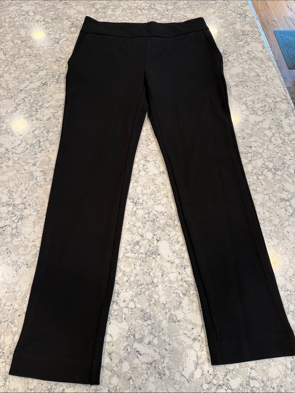 Never worn Dalia Black legging Dress Pants size M super elastic